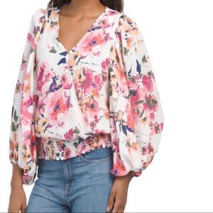 New CeCe Wrap Front Smock Waist Pink and White Floral Top Size Small